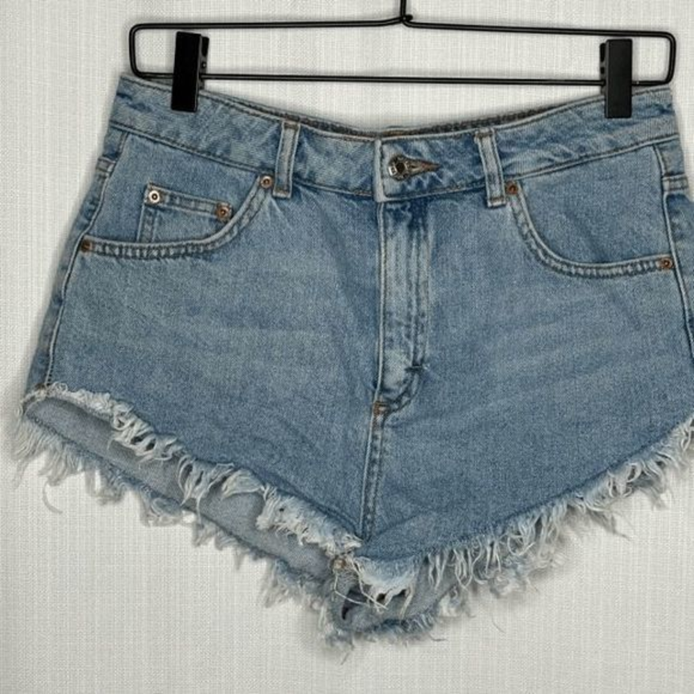 Topshop Kiri Cut Off High Waist Denim Shorts‎